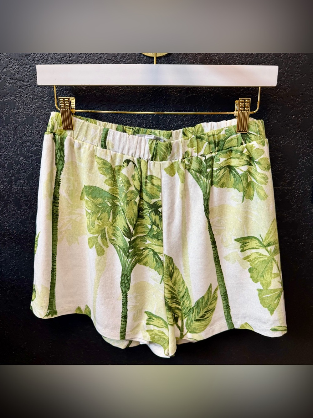 Sugarlips Palmet Green Tropical Print Shorts, NWT